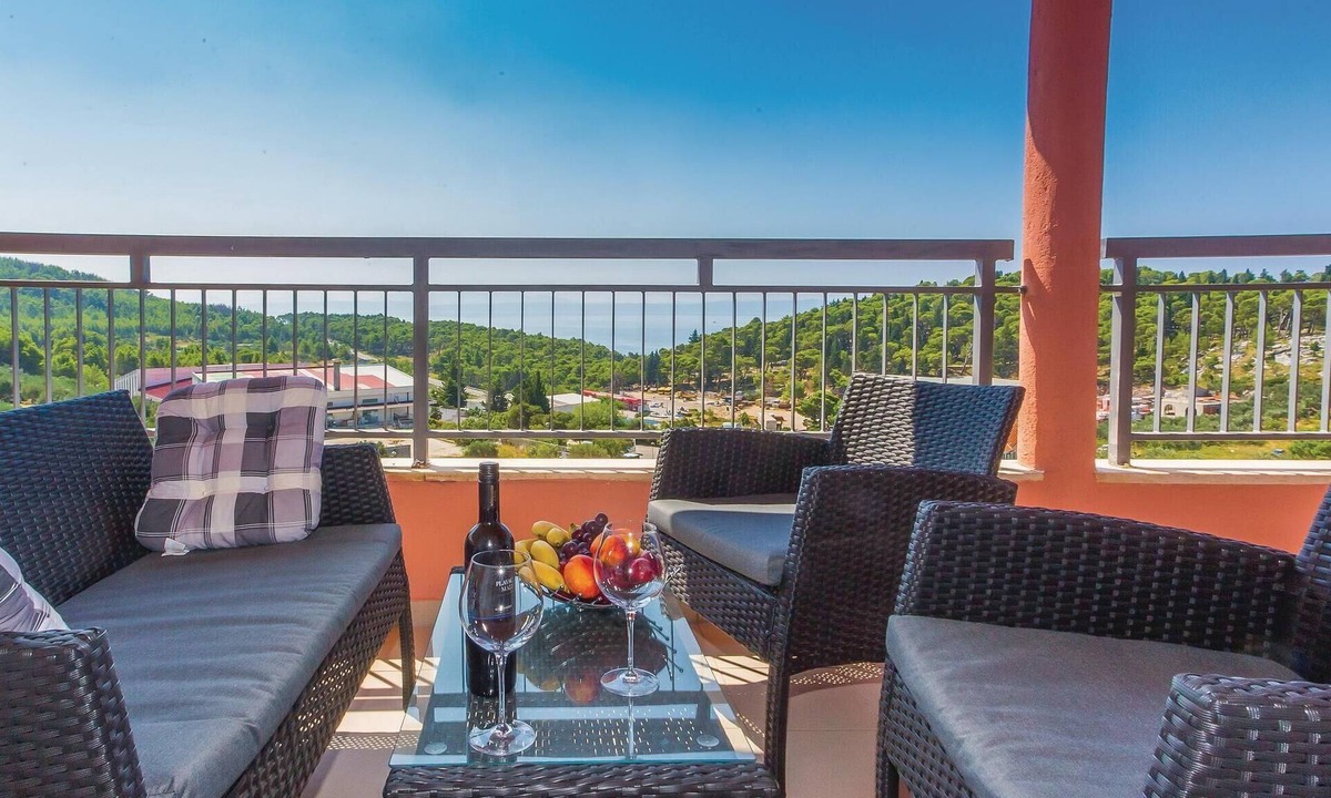Makarska Apartment | 1 bedroom gorgeous apartment in Makarska