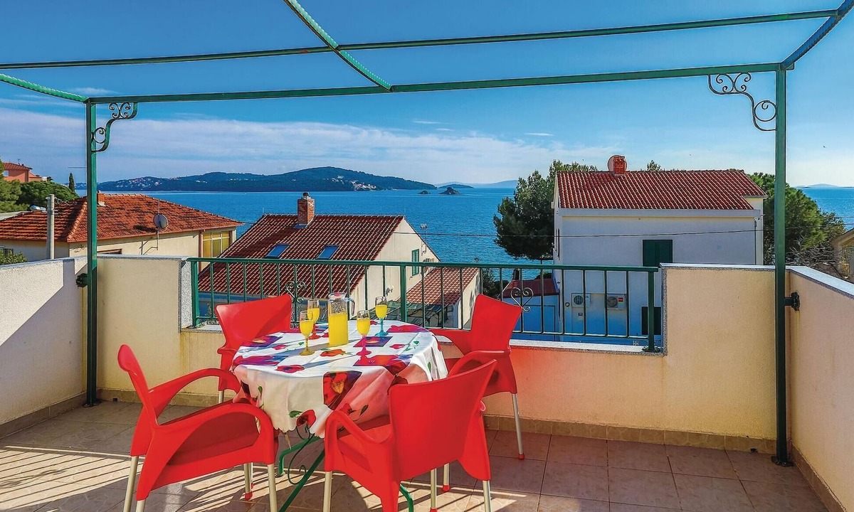 Seget Vranjica Apartment | 2 bedroom beautiful apartment in Seget Vranjica
