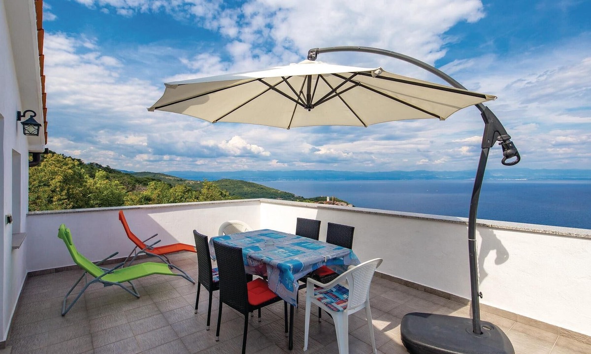 Brsec Apartment | 3 bedroom awesome apartment in Brsec