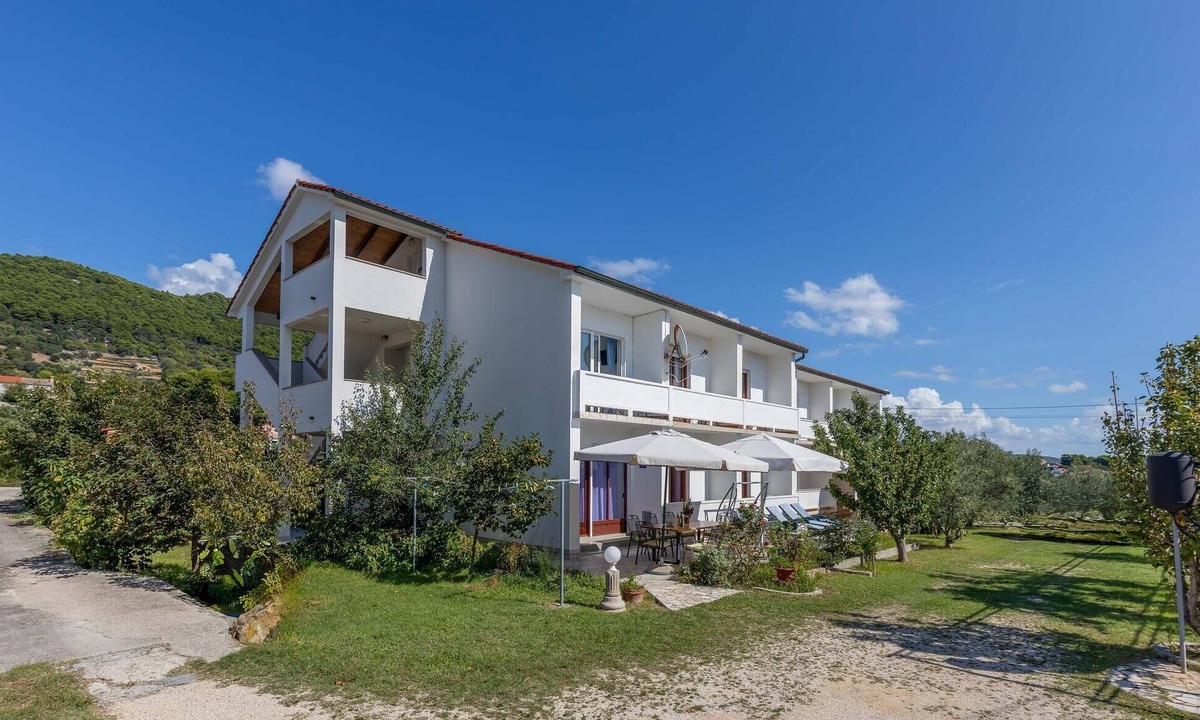 Banjol Apartment | 3 bedroom cozy apartment in Banjol
