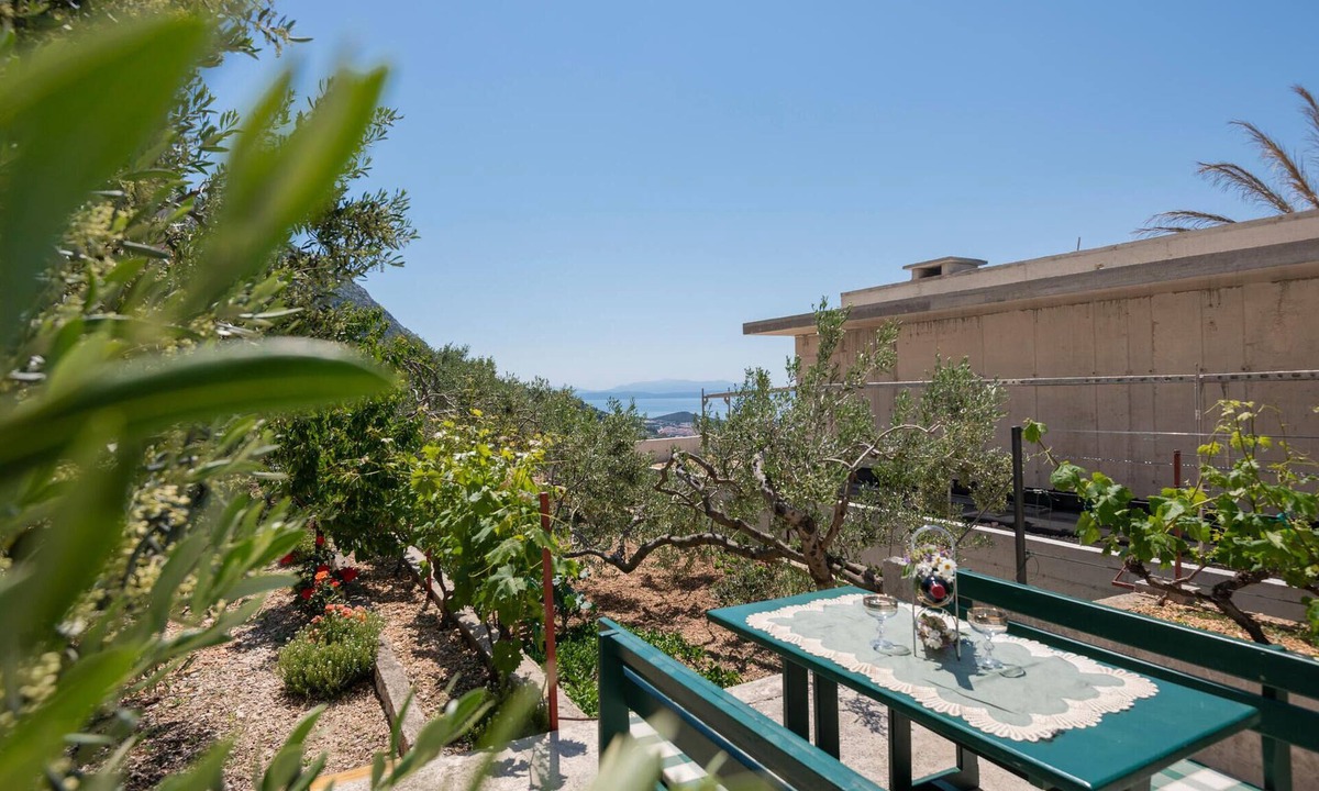 Veliko Brdo Apartment | 3 bedroom stunning apartment in Makarska