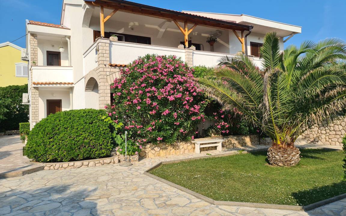 Pag Apartment | 45 m² Apartment ∙ 2 bedrooms ∙ 3 guests