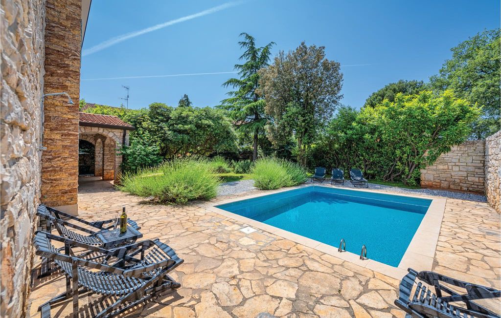 Murine House | 5 bedroom accommodation in Umag
