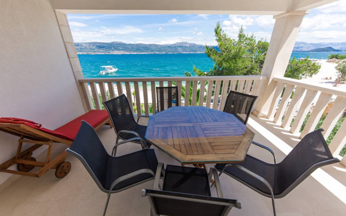 Municipality of Trogir Apartment | 85 m² Apartment ∙ 2 bedrooms ∙ 4 guests