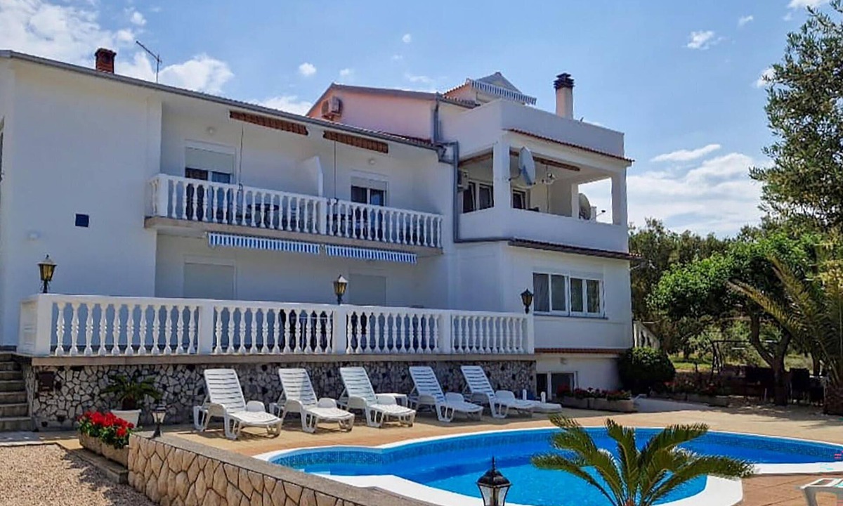 Barbat na Rabu Apartment | Amazing apartment in Rab with WiFi