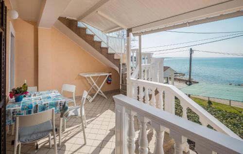 Zambratija Apartment | Amazing Apartment In Zambratija With Wifi