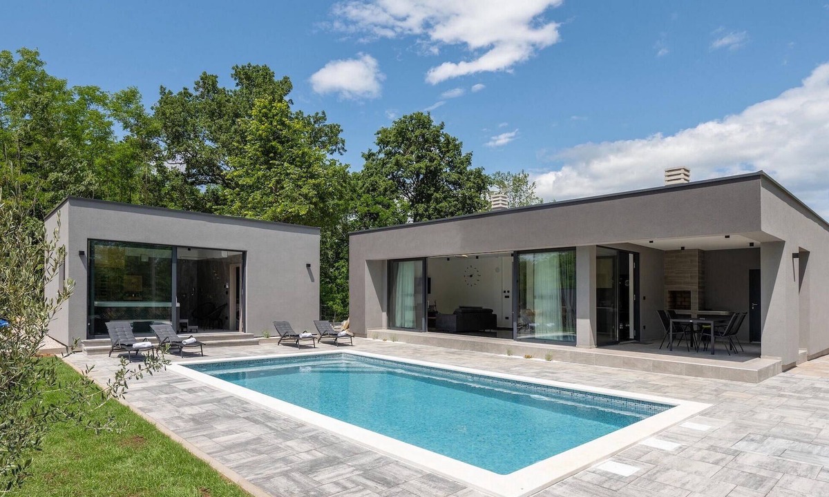 Zupanici House | Amazing home in Nedescina with sauna