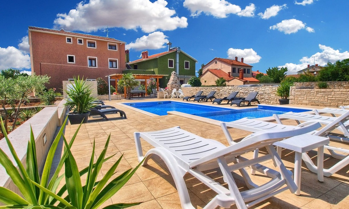 Valbandon Apartment | Apartment 1376/12962 (Istria - Valbandon), 500m from the beach