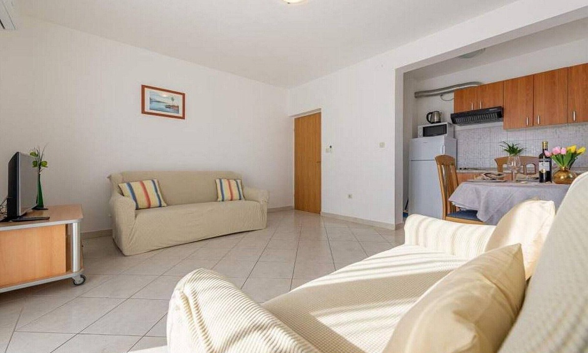 Nin Apartment | Apartments Anamarija - One Bedroom Apartment with Balcony - 5