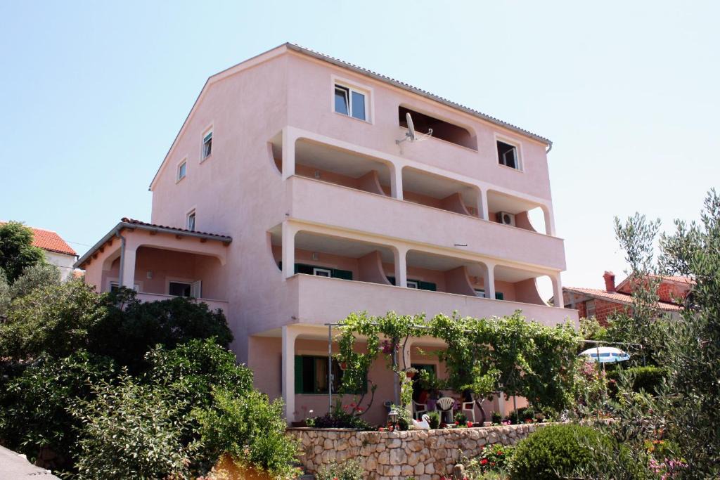 Barbat na Rabu House | Apartments and rooms with parking space Barbat, Rab - 5070