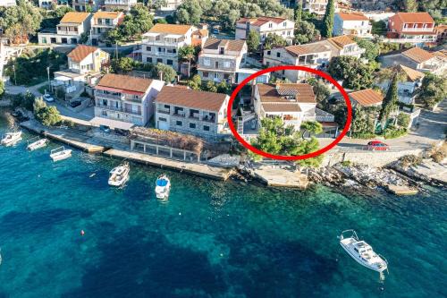 Brna Apartment | Apartments by the sea Brna, Korcula - 9275