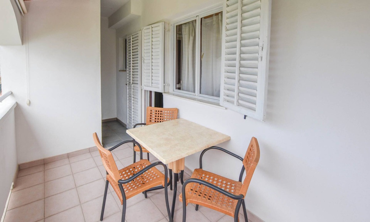 Pakostane Apartment | Apartments Jacqueline (81301-A1) - Pakostane