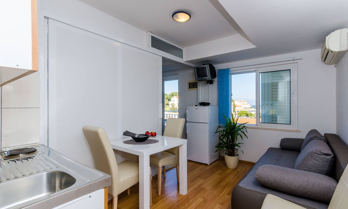 Pomena Apartment | Apartments Lorena Mljet