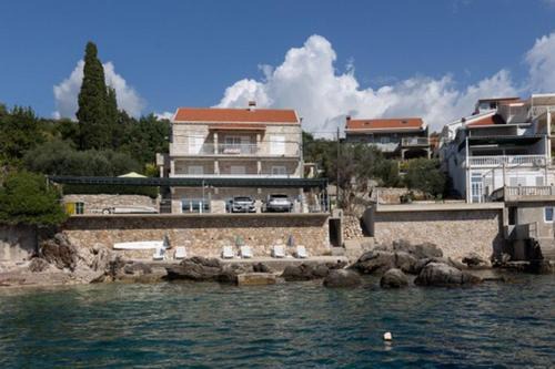 Molunat Apartment | Apartments More