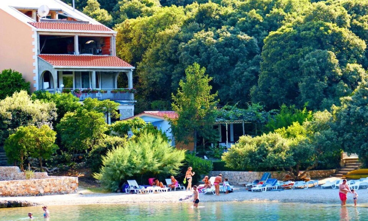 Zrnovo Apartment | Apartments Villa Cebalo Korčula - Standard One Bedroom Apartment with Terrace and Sea View EMA