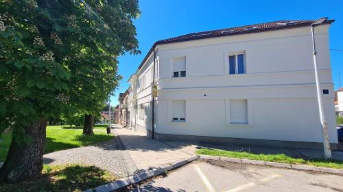 Daruvar Apartment | Apartments with hot tub Daruvar, Bjelovarska - 23657