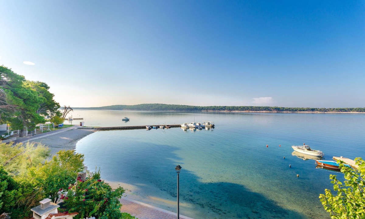 Banjol Apartment | Apartments Zoran (84611-A3) - Banjol - island Rab