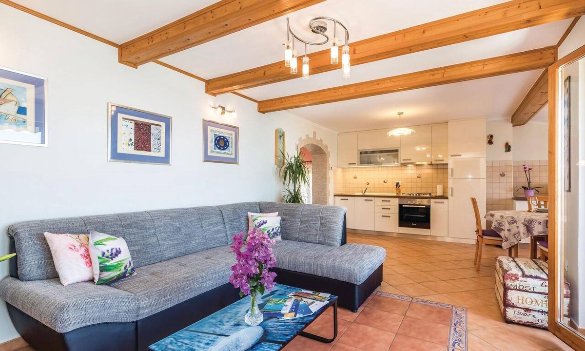 Medveja Apartment | Awesome apartment in Medveja with WiFi
