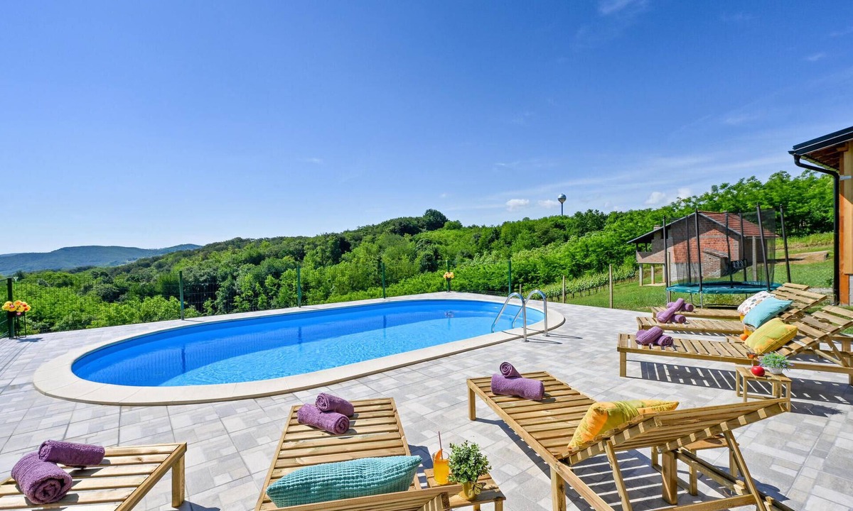 Varazdinske Toplice House | Awesome home in Varazdinske Toplice with sauna