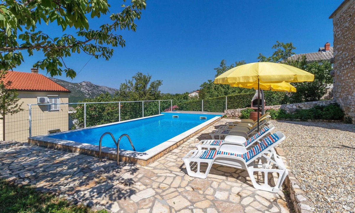 Grizane House | Awesome home in Grizane