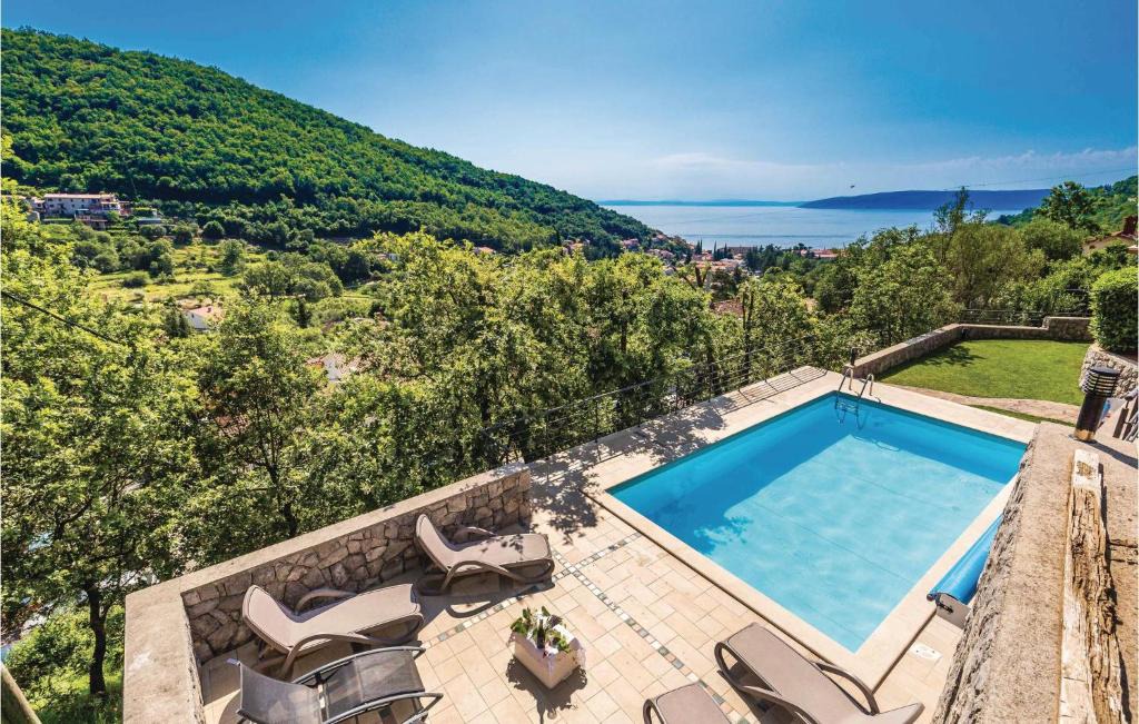Sucici Apartment | Beautiful Apartment In Moscenicka Draga