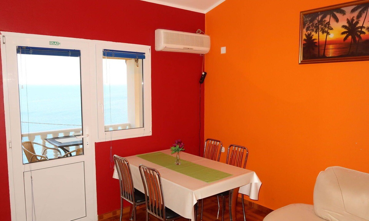 Prizna Apartment | Beautiful apartment for 2 people with WIFI, A/C, TV and terrace