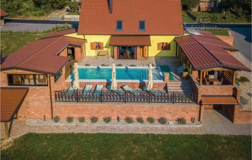 Kutina House | Beautiful Home In Repusnica With Sauna