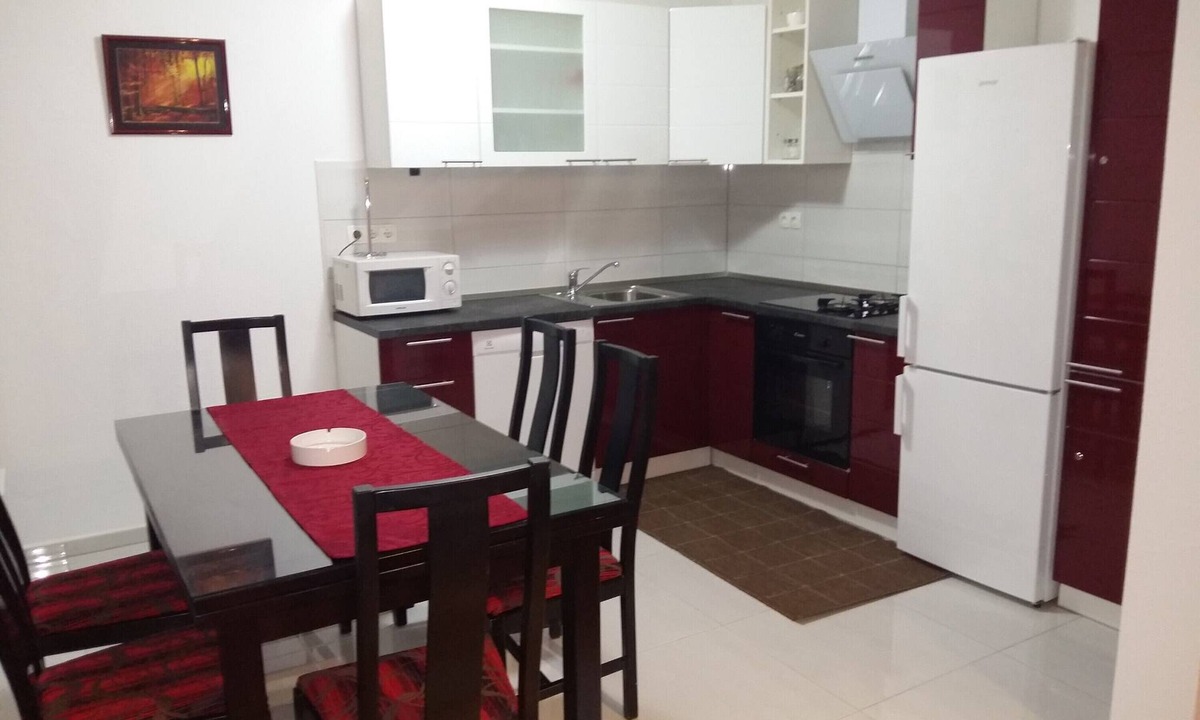 Arbanija Apartment | Big apt with large terrace & great sea view, close to the beach