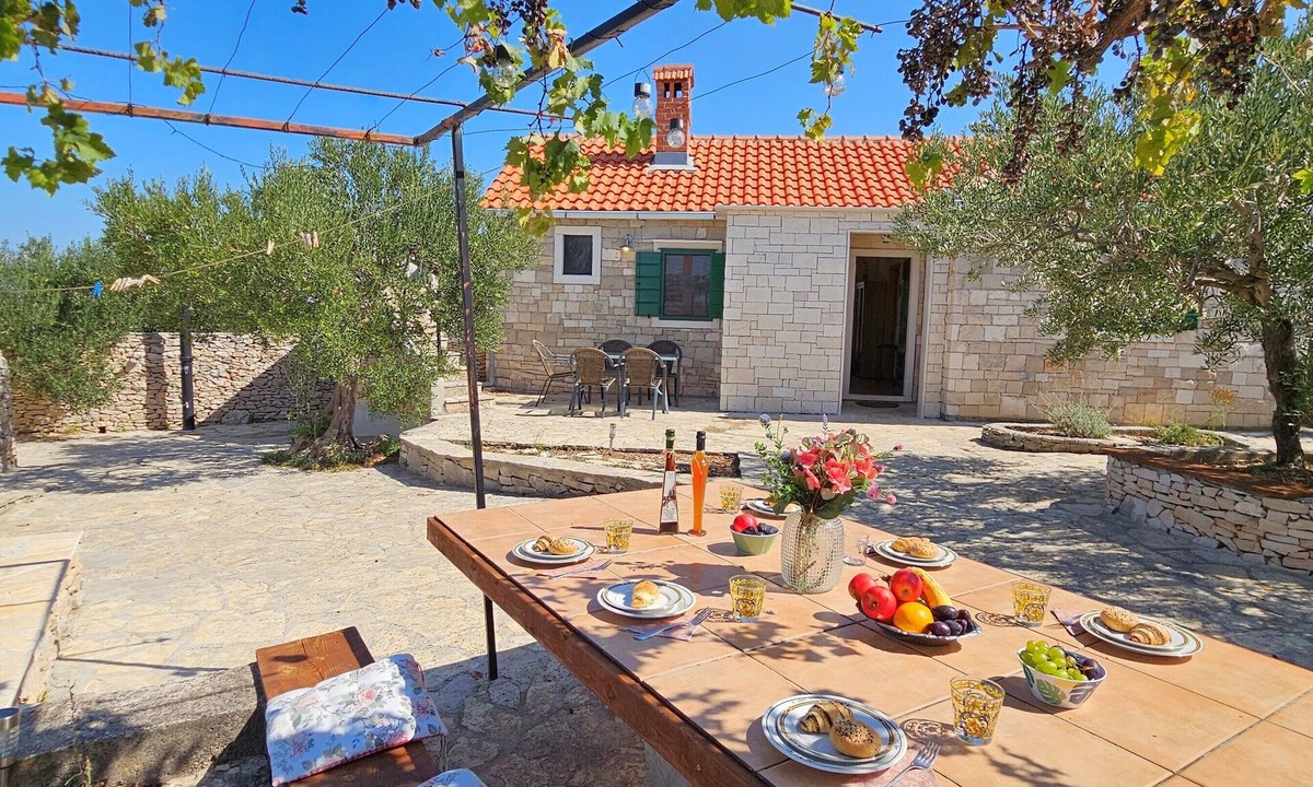 Postira House | Charming Stone House With Pool, Set in Idillic Countryside Area, With Sea Views