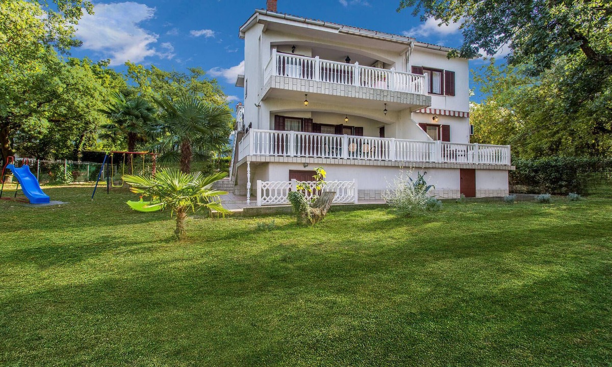 Milcetici Apartment | Cozy apartment in Malinska with WiFi