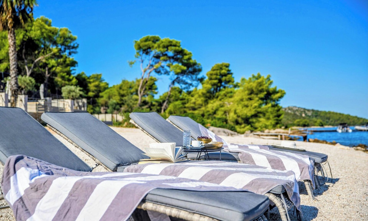 Okrug Gornji House | Deluxe Villa Rapp Laurenn pool by sea Private Chef & Luxury Experiences