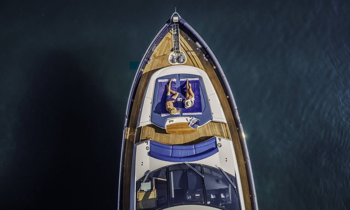 Dubrovnik Boat Rental | Dubrovnik Delight: A Sun-Kissed Sailing Experience