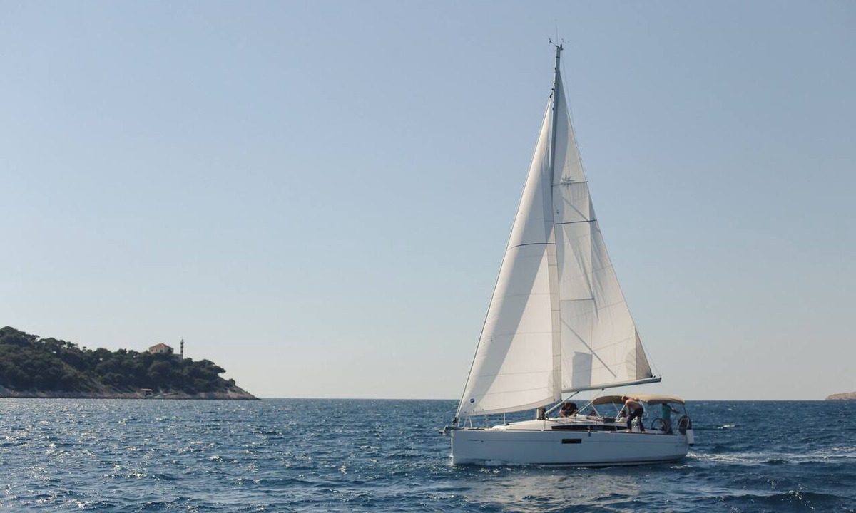 Ploce Boat Rental | Dubrovnik Delight: Sun-soaked Sailing Adventure
