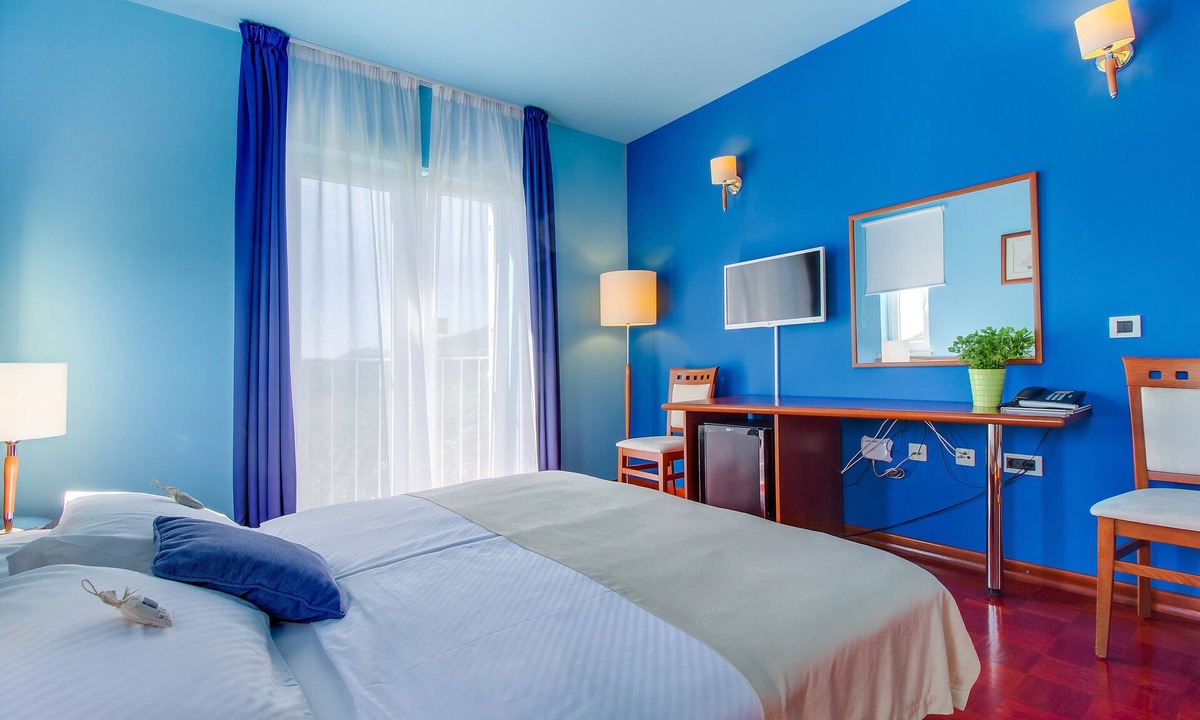 Nerezine Hotel | Family Resort Hotel Manora