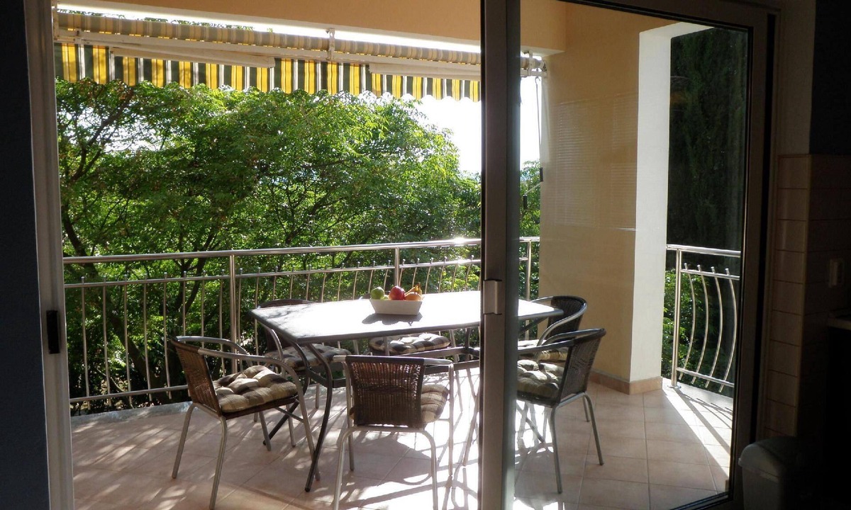 Bibinje Apartment | Generous holiday apartment Lolinka Bibinje