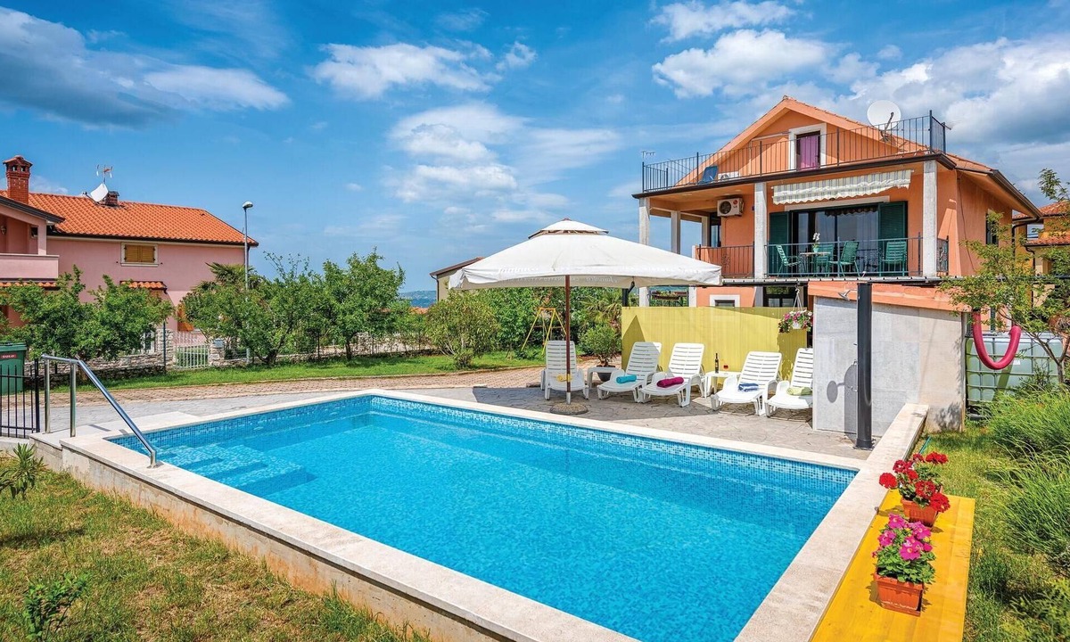 Kastel Apartment | Gorgeous apartment in Kastel