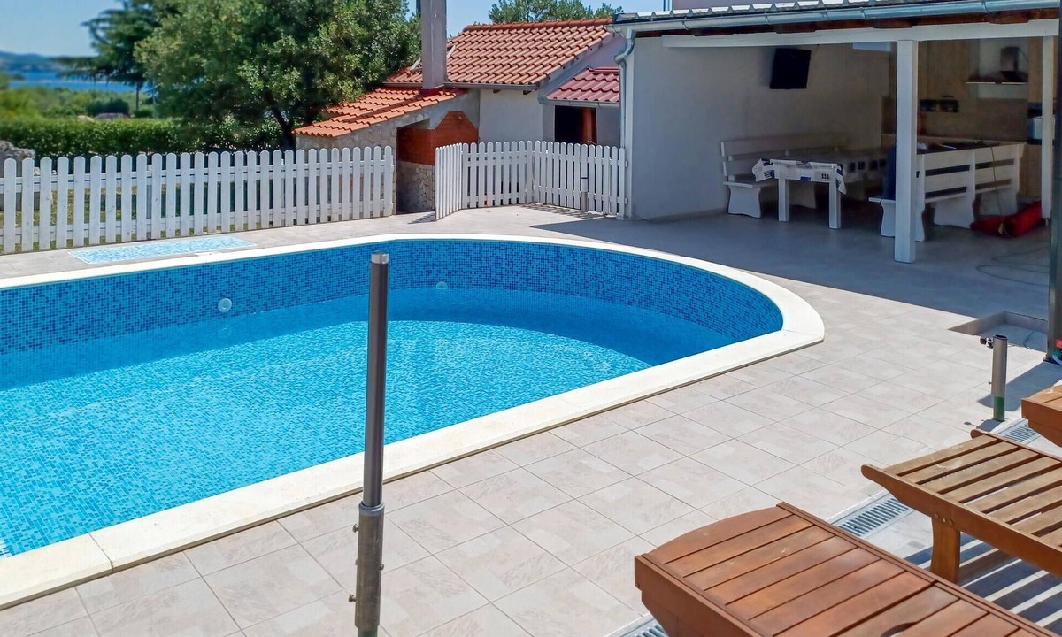 Kraj House | Gorgeous home in Kraj