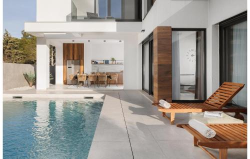 Zambratija House | Gorgeous Home In Zambratija With Sauna