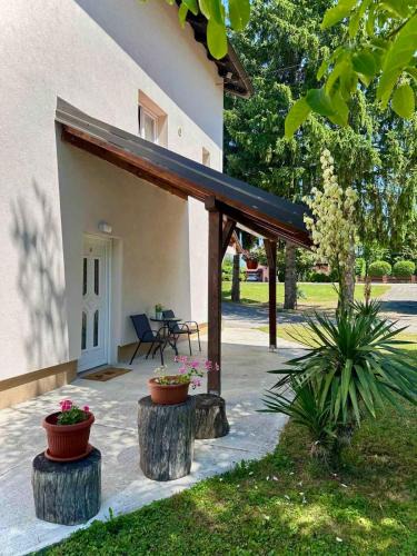 Grabovac House | Guest house Ema