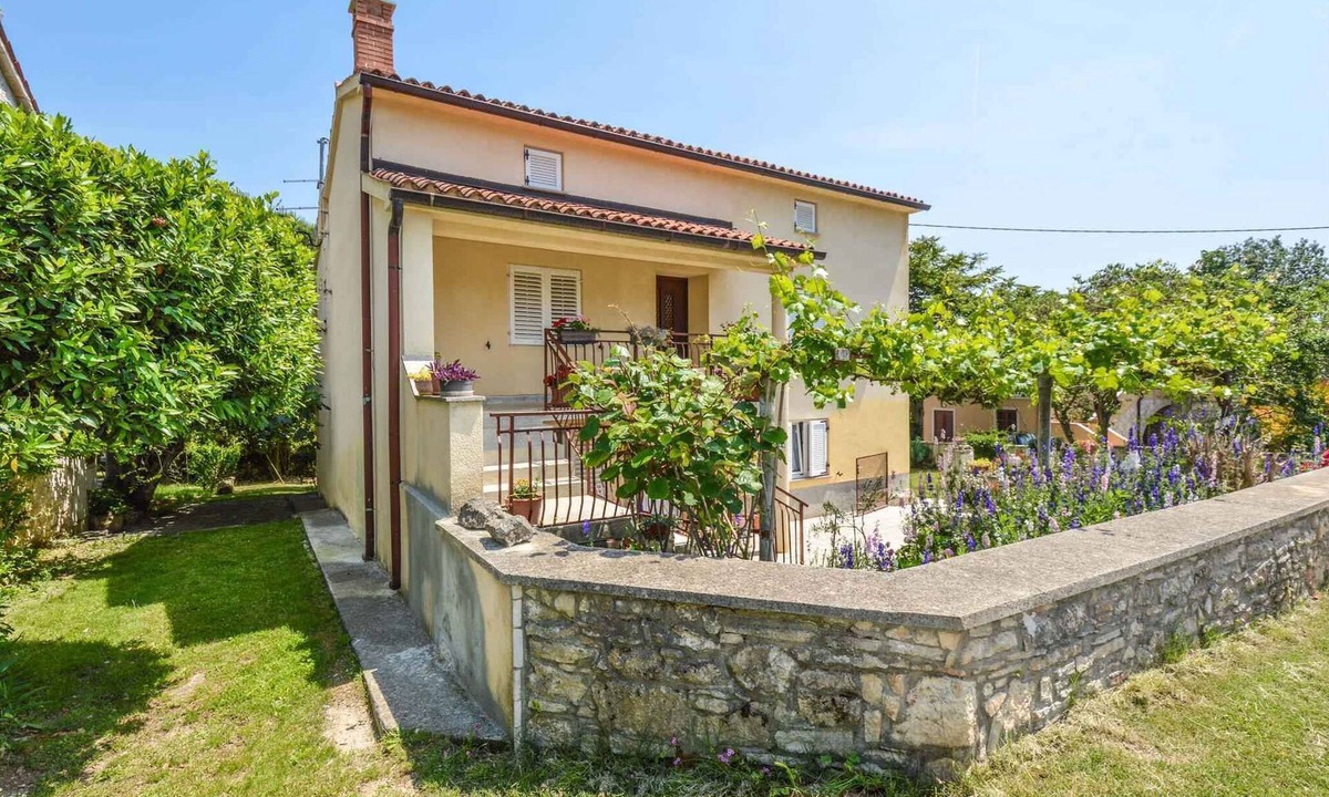 Banjole Apartment | Holiday apartment 100 m from the beach