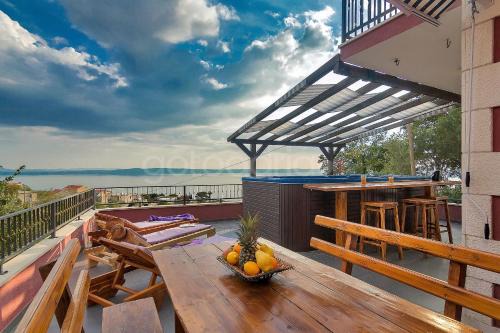 Makarska House | Holiday home Darius with Hot tub
