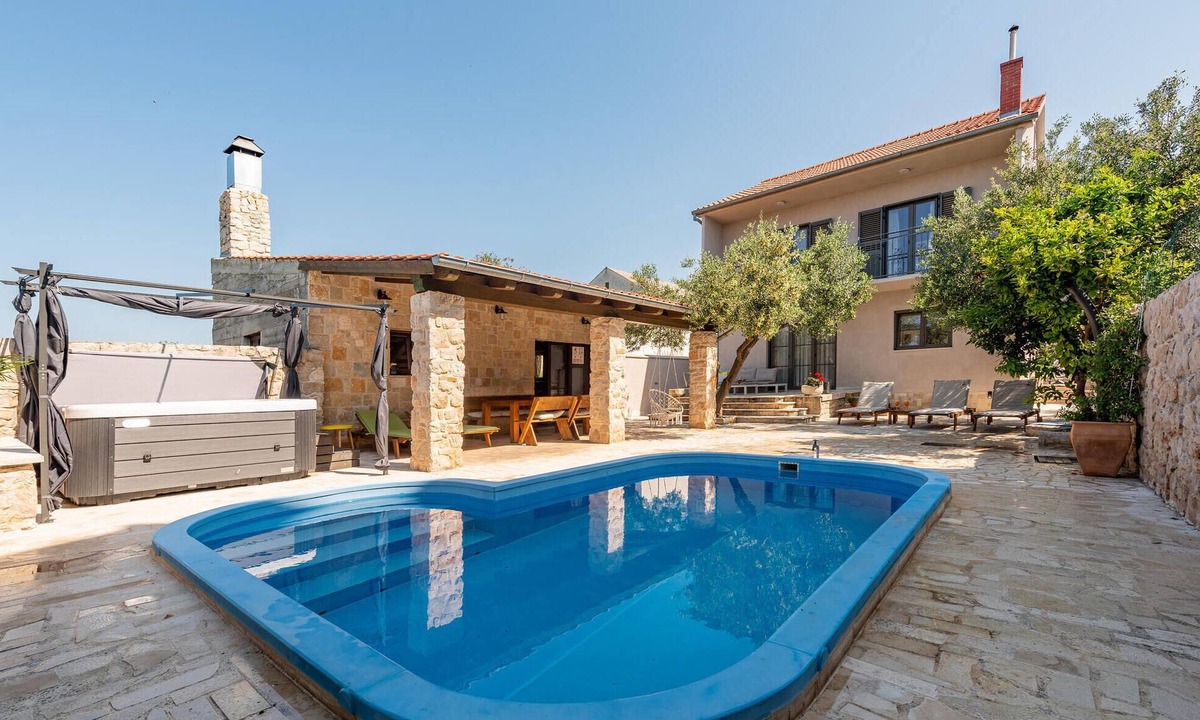 Betina House | Lovely home in Betina