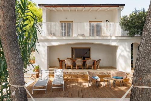 Ivan Dolac Villa | LUMA HVAR Premium Beachfront Villa 1st Row to Sea