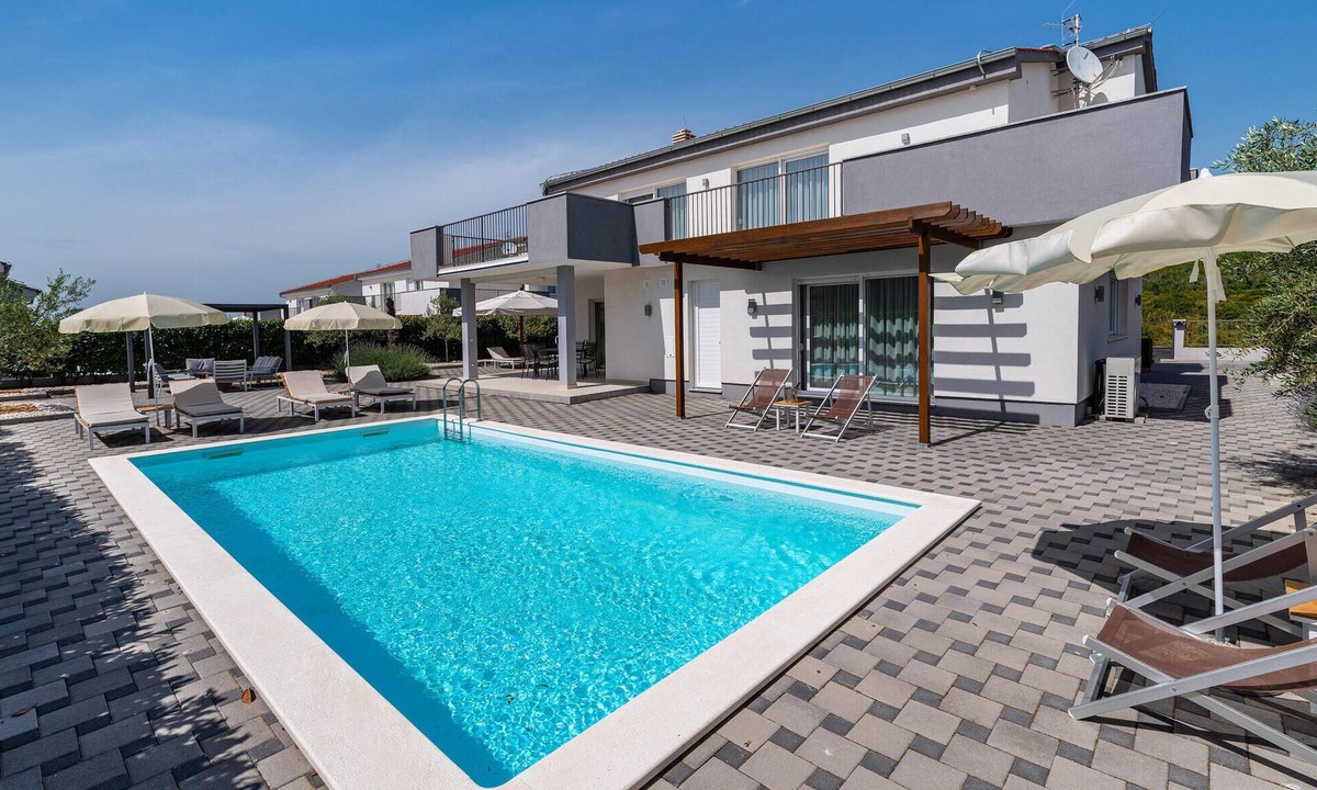 Debeljak House | Luxurious home in Debeljak