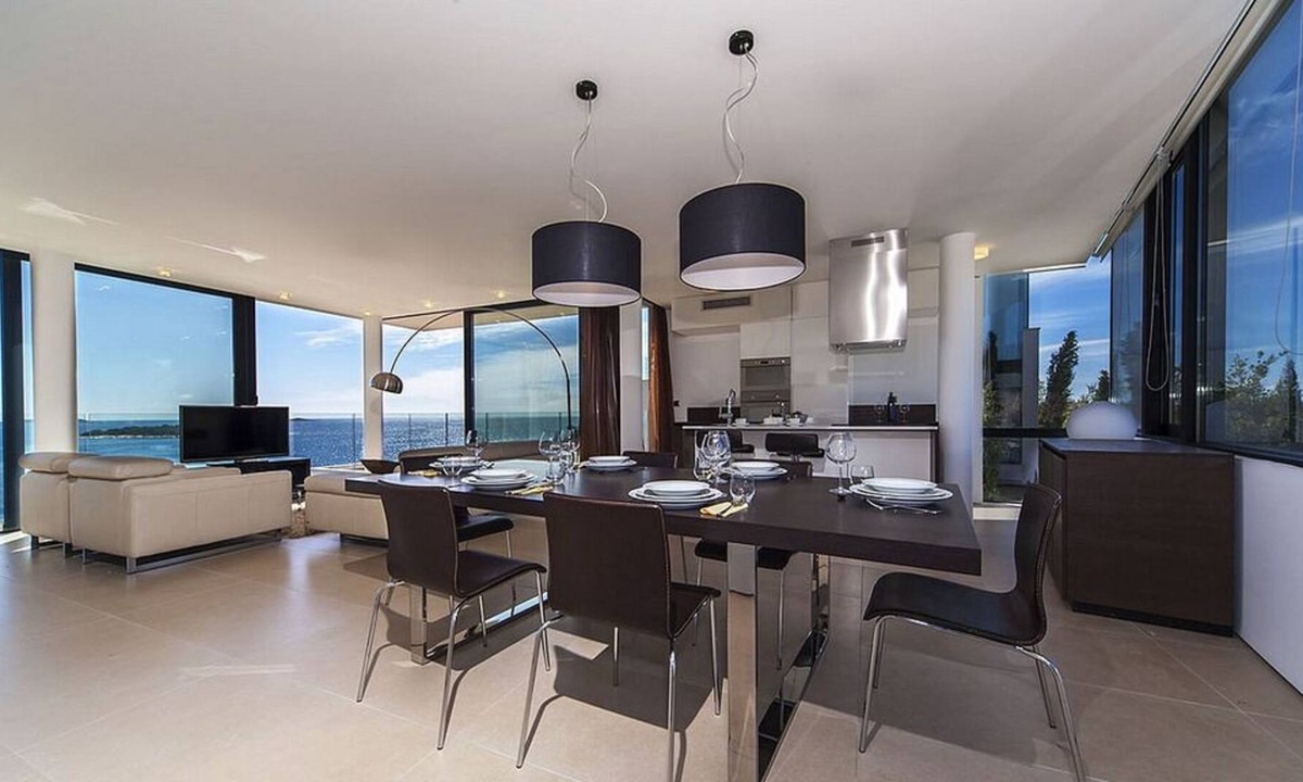 Primosten Apartment | Luxury Apartment Biseri Jadrana 2 (4+0) with shared pool by the beach in Primosten