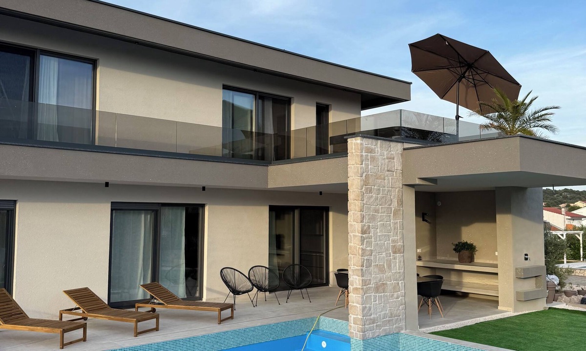 Brodarica House | Luxury Seaview Villa Brodarica Sibenik with Pool Jacuzzi Fitness Room Billiar