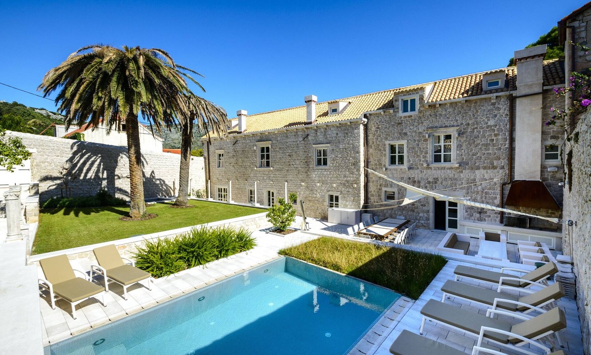 Zaton House | Most luxurious villa in the region, full consigliere service 247