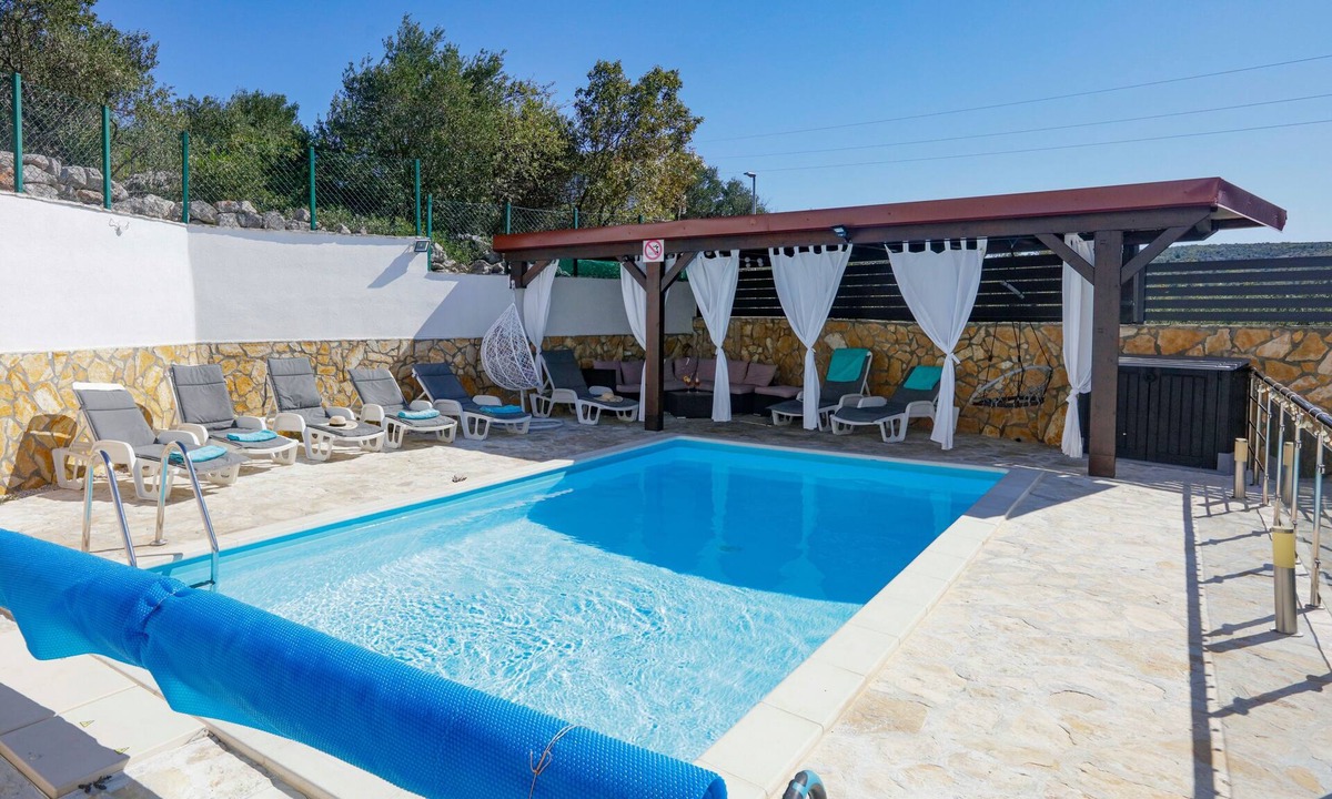 Podglavica Apartment | One bedroom apartment with a swimming pool Stupin Čeline, Rogoznica (A-23257-d)