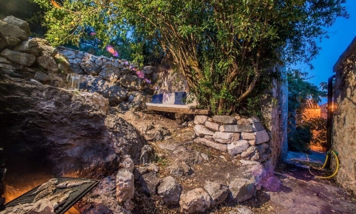 Janjina Apartment | One bedroom apartment with terrace Janjina, Pelješac (A-21984-a)