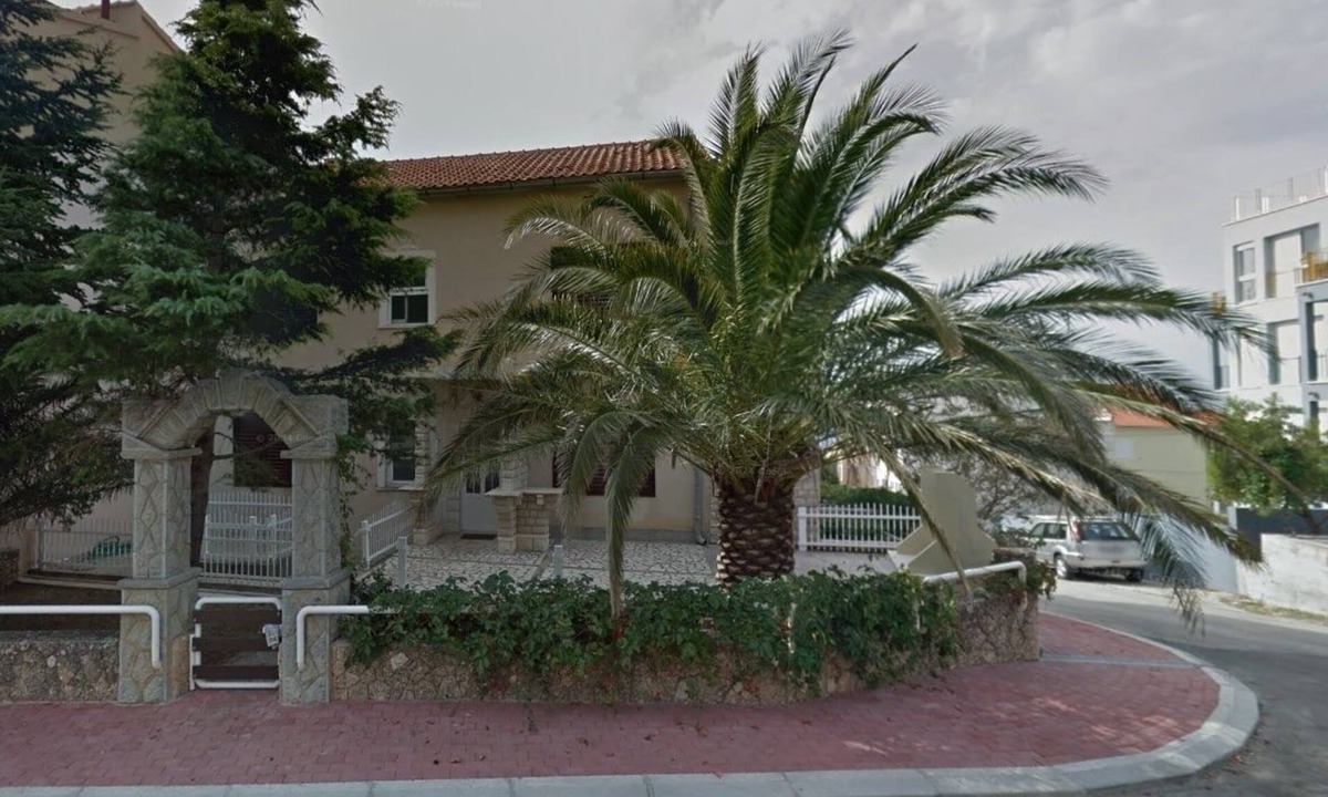 Zelenka Apartment | One bedroom apartment with balcony and sea view Makarska (A-22633-a)